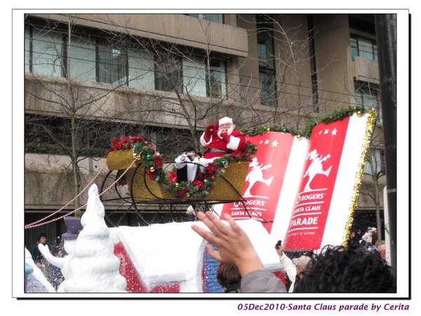 20101205-parade 05.jpg