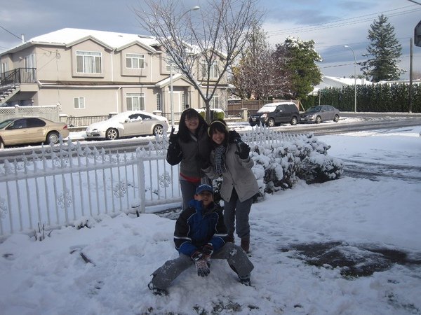 20101120-white world at my home stay.jpg