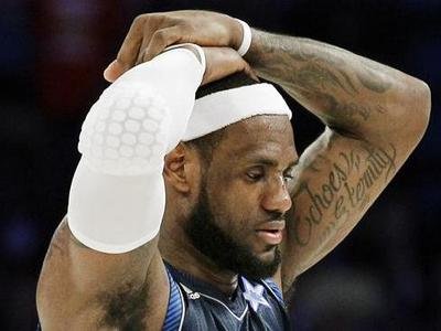 Lebron-All-Star-Choke-thumb-400xauto-31226