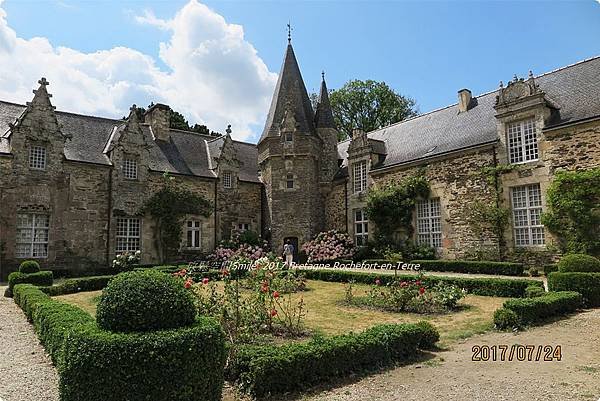 Le Chateau-24.JPG
