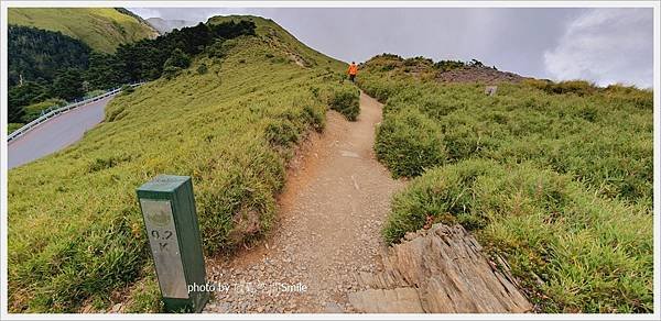 【南投】合歡山東峰+石門山+下午茶。Cona&apos;s 清境妮娜巧