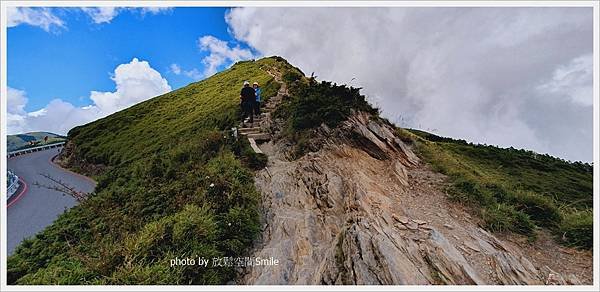 【南投】合歡山東峰+石門山+下午茶。Cona&apos;s 清境妮娜巧