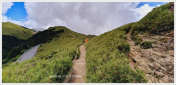 【南投】合歡山東峰+石門山+下午茶。Cona&apos;s 清境妮娜巧
