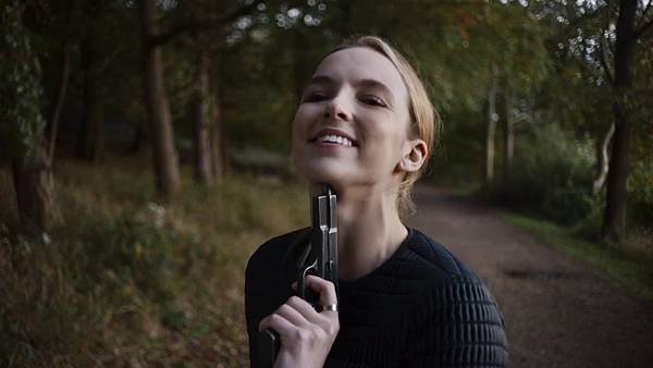 杀死伊芙.Killing.Eve.S01E05.中英字幕.HDTVrip.720P-LOT.V2[18-34-56].JPG