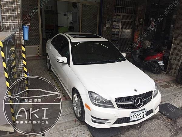 BENZ W204 C180 C200 C250 C300 