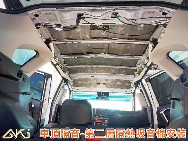 TOYOTA RAV4 5代 豐田 XA50  制震墊 降噪 共振 共鳴 吸音棉 隔音棉 輪拱 輪胎 噪 施工 車門  音響 推薦 後備箱 後車箱 嘉義 效果 車頂 全車 車體 車頂隔熱 隔音墊 STP 底盤 價格 靜化論 (4).JPG