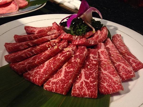 台中燒肉店推薦 台中韓國燒肉店推薦 台中日式燒肉 套餐式燒肉 慶生燒肉店 七期燒肉店 五花肉 包肉生菜店 屋馬燒肉 燒肉風間 狂人燒肉 汽油桶燒肉 BUNGYJUMP 燒肉市場 匠屋燒肉 電話訂位超難訂 -24.jpg