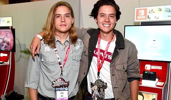 Dylan-and-Cole-Sprouse-Net-Worth-1100x640.jpg