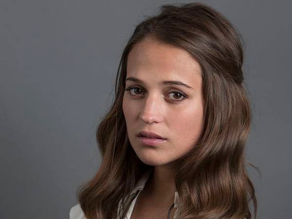 Alicia Vikander