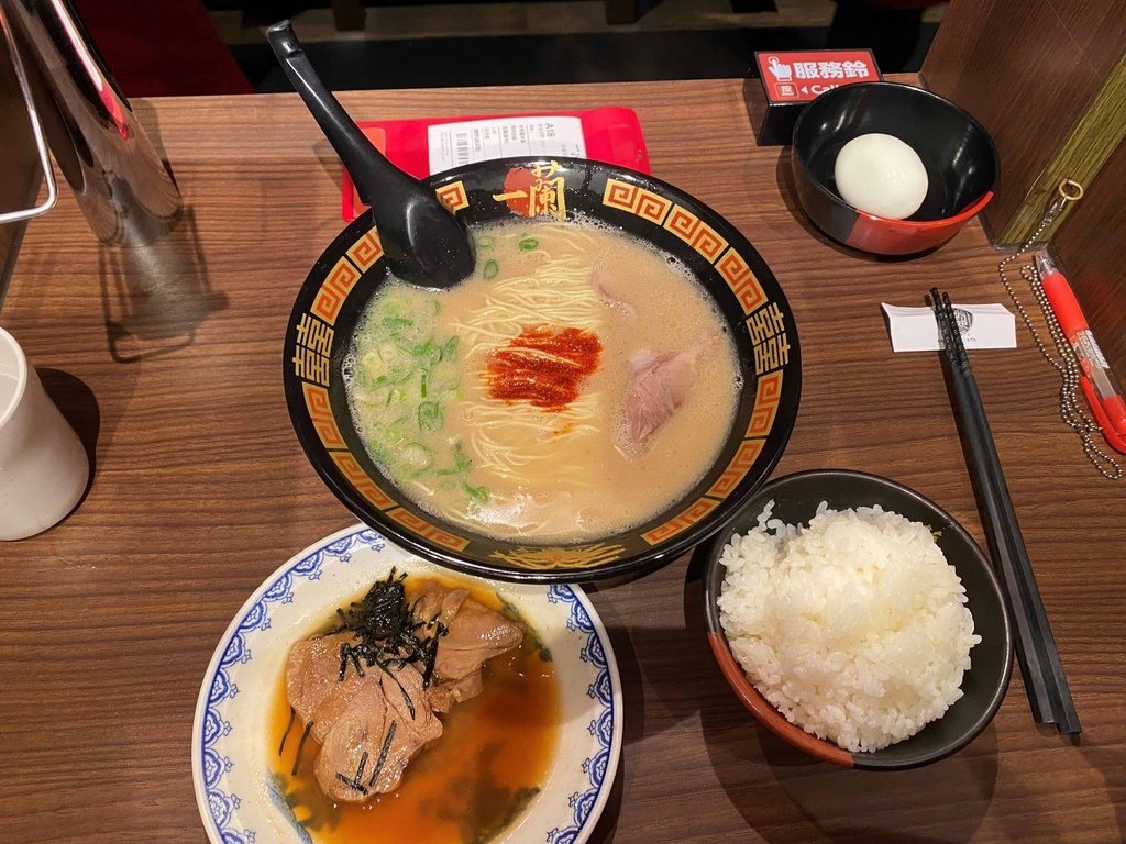 [台北美食] 一蘭 台灣台北本店別館(新光三越信義A11).
