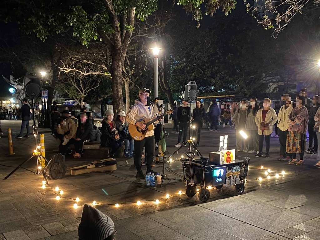 [新北淡水] 淡水渡船頭燈塔.福又又淡水魚丸.香香蝦捲