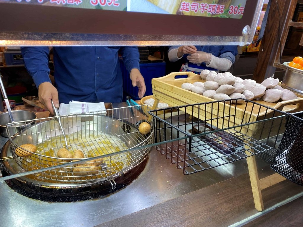 [饒河夜市] 后庒排骨酥麵.金林三兄弟藥燉排骨.地瓜球.優品