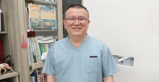 高市動保處、醫師會理事長高振庸院長共同守護偵搜犬健康1.jpg