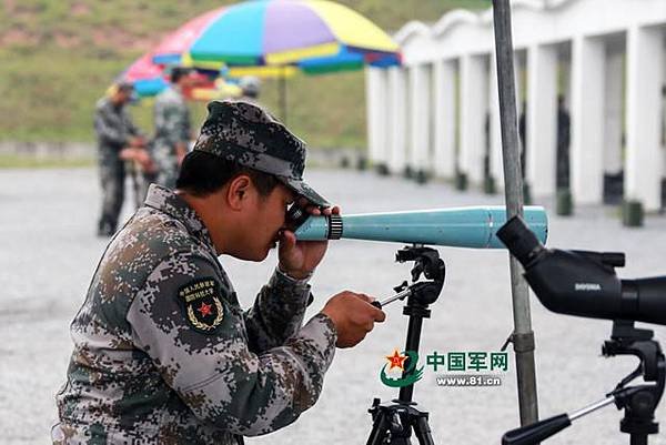 解放軍新生實彈射擊