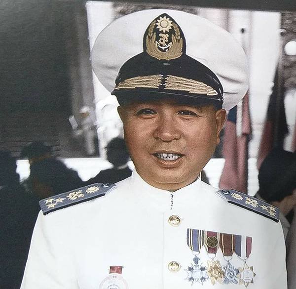 Peter Wu：海軍所謂的「四海」  指的是早期國府海軍四