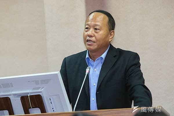 張競博士(前中權軍艦艦長)：