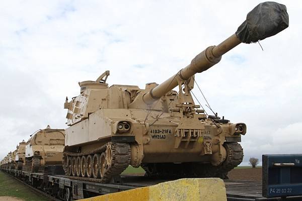 朱明：陸軍更新自走砲計畫　美M109A7型非唯一選項