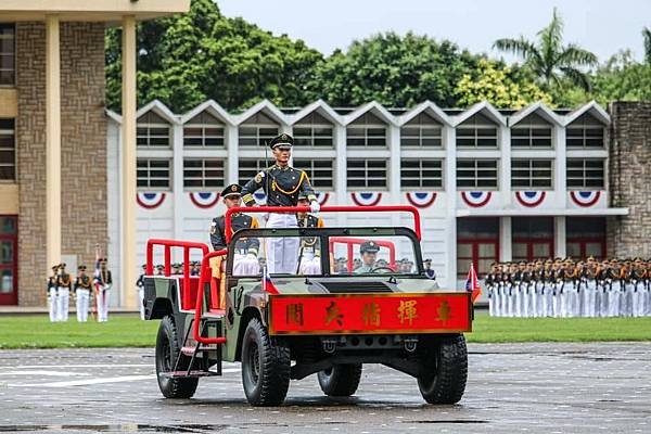 退役少將于北辰 在陸軍軍官學校的臉書粉專PO文留言  他沒有