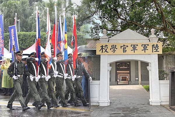 仇佩芬：參加「黃埔百年」先辦居住證  中國撈我退役官兵個資埋