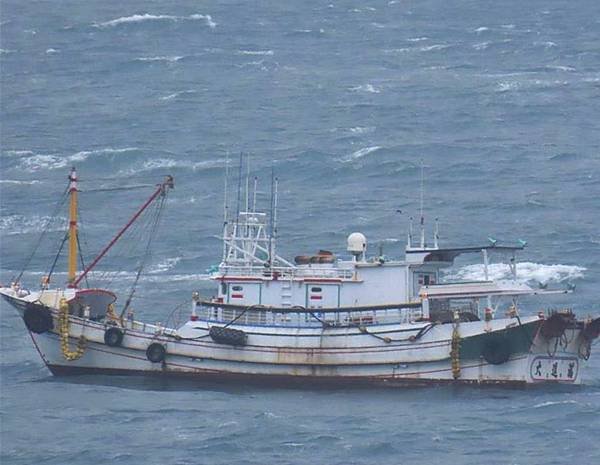 不是內水也不是領海！ 澎湖漁船遭登檢扣押  前海軍艦長張競博