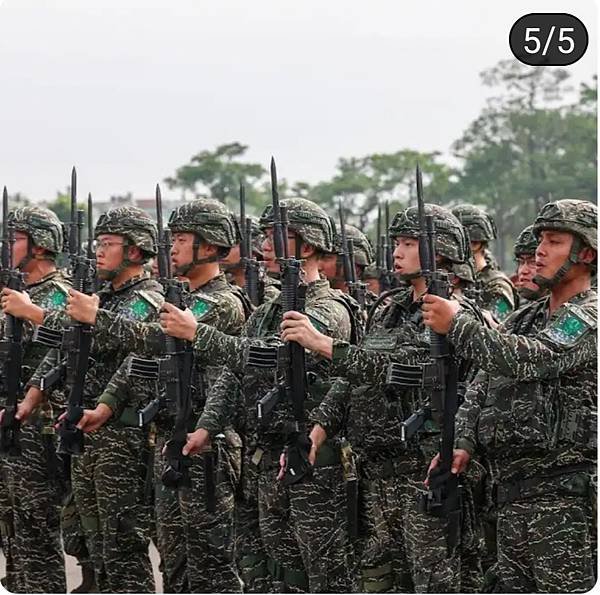 Long Fei：很榮幸  首次以後備軍人的身分  能夠再次