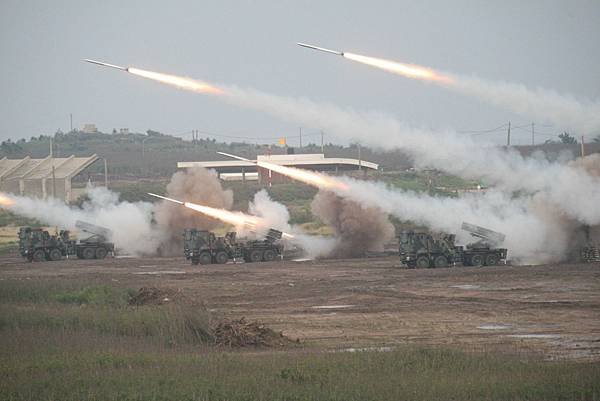 記者 王烱華：「炸藥之王」CL-20台量產成本約美軍半價　軍