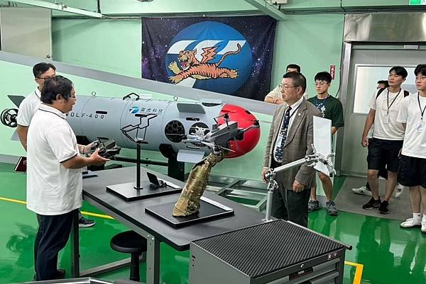 空軍退役上將廖榮鑫：適足自由的退休生活～親體「無人機」的熱度