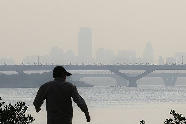 沈榮欽：從跨國比較瞭解台灣的能源戰略