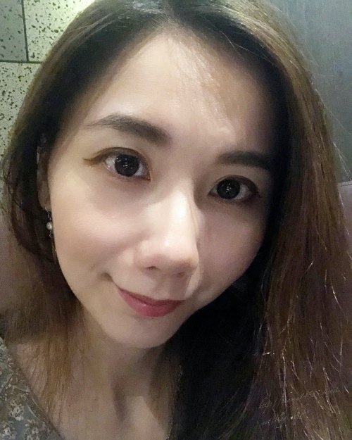 lauramercier蜜粉,蘿拉蜜思 蜜粉,煥顏透明蜜粉,柔光透明蜜粉,蜜粉推薦,天鵝絨粉撲