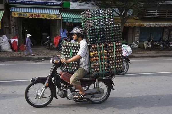 overloaded-vehicles-around-the-world-10__880