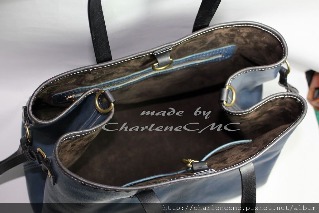106 TOTE A.jpg