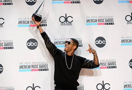 Usher-best R&amp;B male