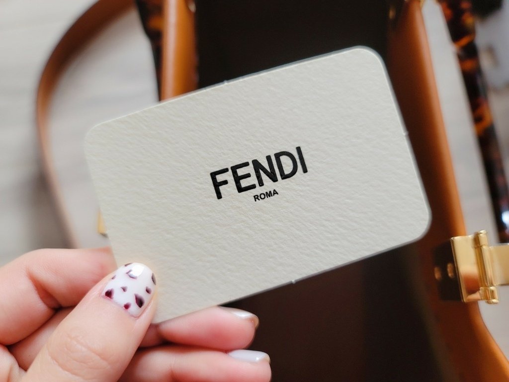 【開箱文】2021 FENDI ♥老公給的大紅包-棕色中型款