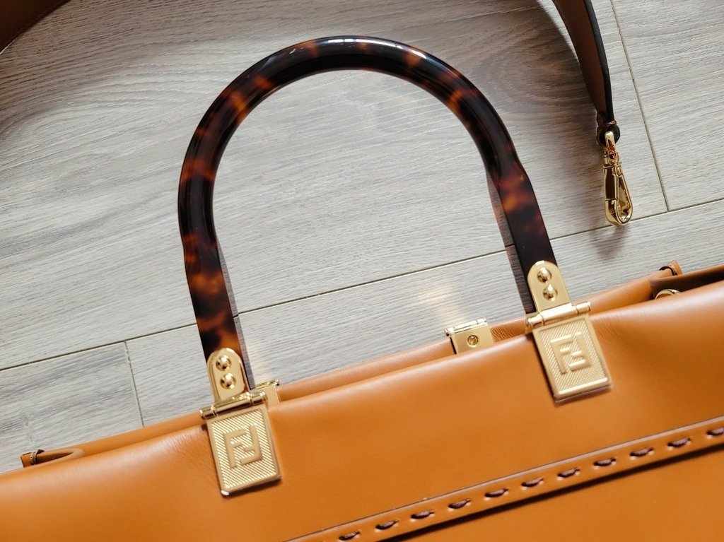 【開箱文】2021 FENDI ♥老公給的大紅包-棕色中型款