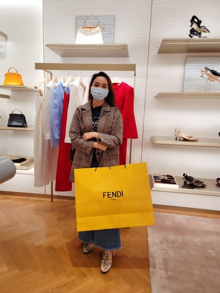 【開箱文】2021 FENDI ♥老公給的大紅包-棕色中型款