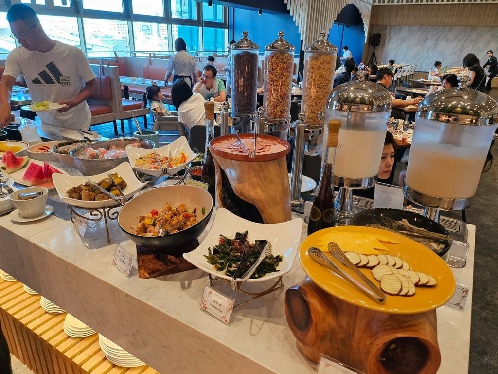 【國內∣住宿】新竹福華飯店♥新裝潢的公寓式四人房、厲害的遊戲