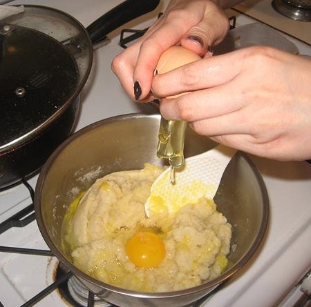 Baking day at Peiti&apos;s 020.jpg