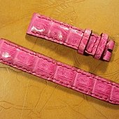 Svw423, CHOPARD custom heavy padded pink croco strap, 17.9x16mm, 68x110mm, thick 4.0mm taper to 2.4mm. 02