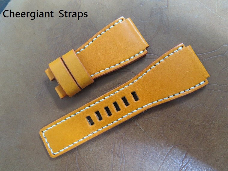 BR 02 yellowish tan cowskin strap, 26x24mm, 75x125mm, thick 5.0mm taper to 3.2mm, white stitch. 02