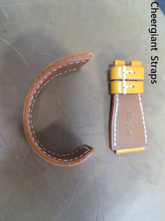 BR 02 yellowish tan cowskin strap, 26x24mm, 75x125mm, thick 5.0mm taper to 3.2mm, white stitch. 06