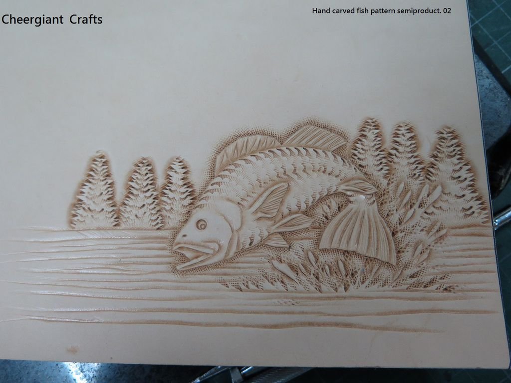 Passport wallet, Hand carved jumping fish pattern, hand carved producing process. 護照皮夾皮雕製程03