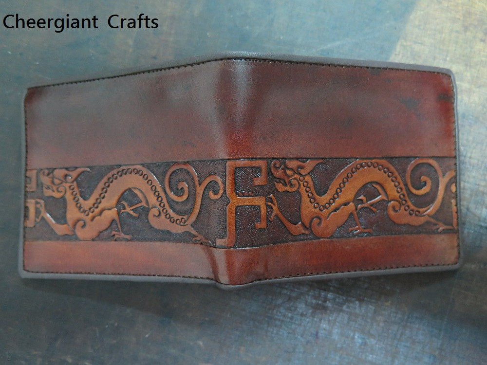 Short Wallet, Hand carved dragon pattern. 龍 短皮夾 01