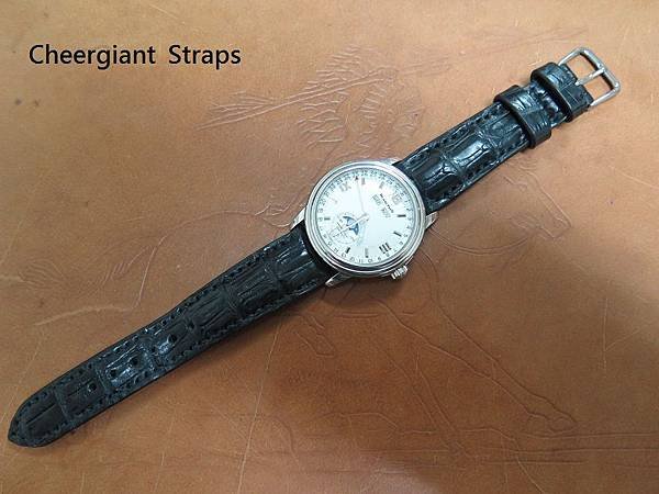 Blancpain black padded crocodile strap, 20x16mm, 70x110mm, thick6.0mm taper to 2.8mm, black stitching. 07 