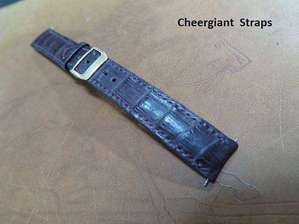 AP Jules Audemars, curved lug end padded burgundy croco strap,18x16mm, 72x110mm,thick 4.5mm taper to2.2mm. 04 