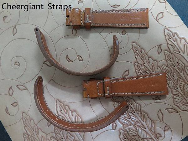 Omega honey brown vintage cowskin strap, 22x16mm, 80x120mm, thick 4.0mm taper to 3.0mm, cream stitch. 04.JPG