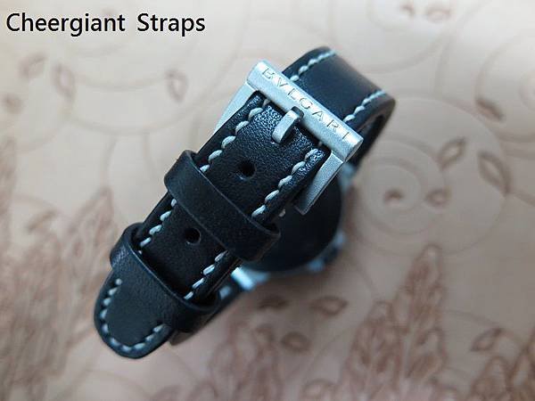 BVLGARI black leather strap, 21.5(6.95)x16mm, 80x115mm, thick 5.95mm taper to 3.0mm,. 04.JPG