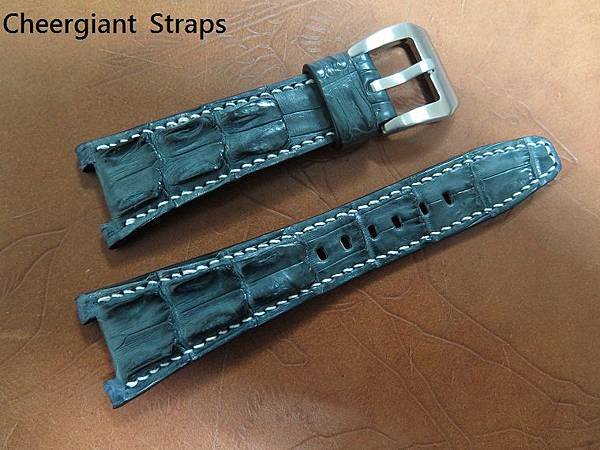 IWC IW322701 gray dual horn croco strap, 28x18mm, 80x125mm, 6.0mm taper to 2.8mm, white stitch. 02.JPG