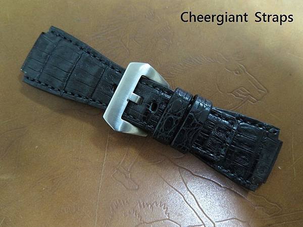 BR-01 black crocodile strap, 24x24mm, 70x115mm, thick 4.5mm taper to 3.8mm,black stitch. 01 ..JPG