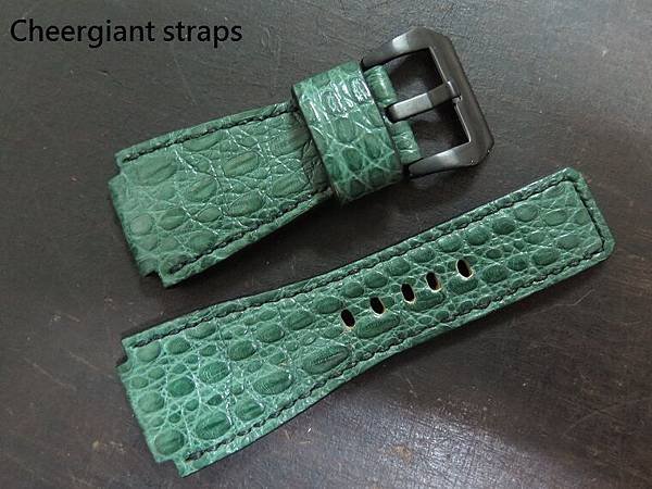 BR-01 green crocodile strap, 24x24mm, 70x115mm, thick 4.5mm taper to 3.8mm,black stitch. 03.JPG