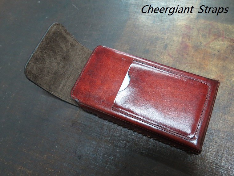 腰掛直式手機皮套(附卡片夾層),straight phone holster (with mezzanine for saving the card)04.JPG